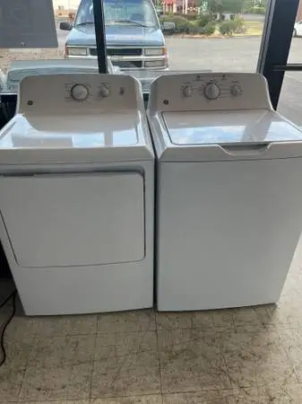 Washer dryer GE new Oversize capacityWarranty delivery call/text