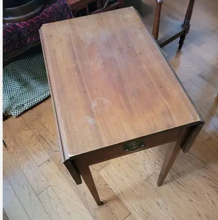 Dropleaf table - by Norris