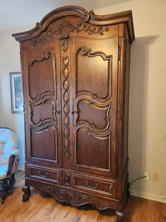 Armoire
