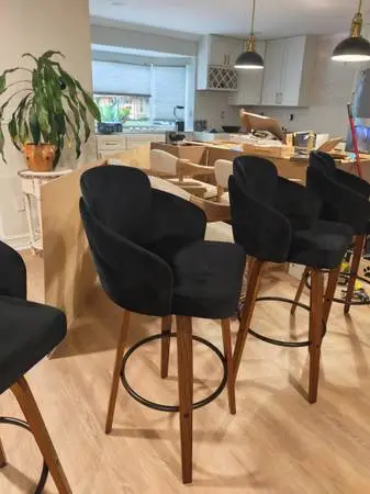Black bar stools ( chairs) for sell. (4) 30