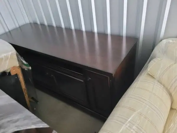 CABINET  - TV CONSOLE