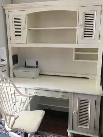 Desk with Hutch and Swivel Chair