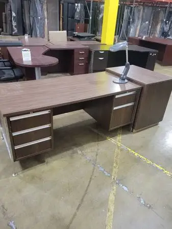 Desk with Small Storage Cabinet