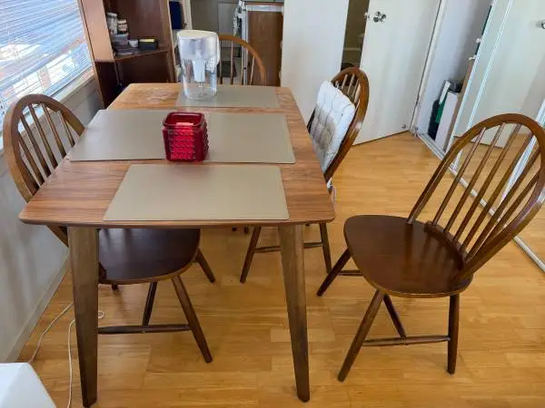Mid-Century Modern Wood Dining Table with 4 Spindle Chairs
