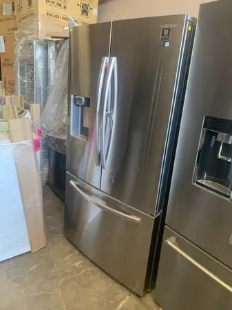New Out Box Samsung French Door Food Showcase Refrigerator