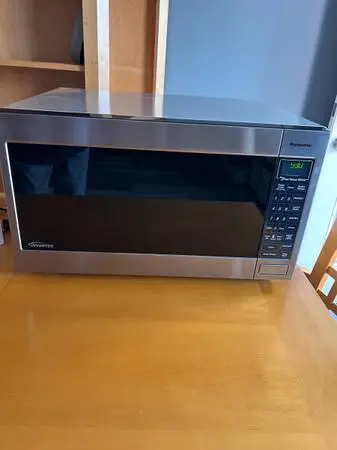 Panasonic Inverter Microwave 1250 Watts
