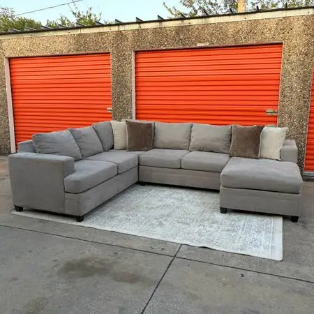 Light Gray U Shaped Sectional Couch - FREE DELIVERY!