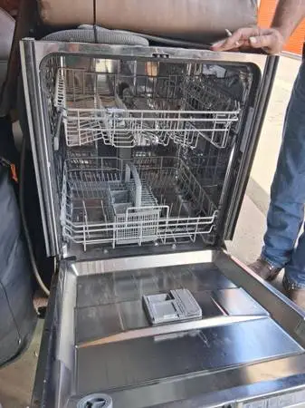 White Stainless steel dishwasher