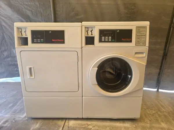 Speed Queen Coin Operated Front load washer and gas dryer set !