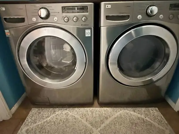 Lg Washer and Gas Dryer