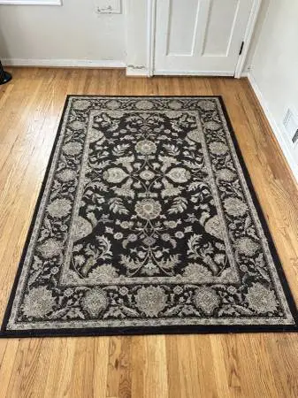 Area rug