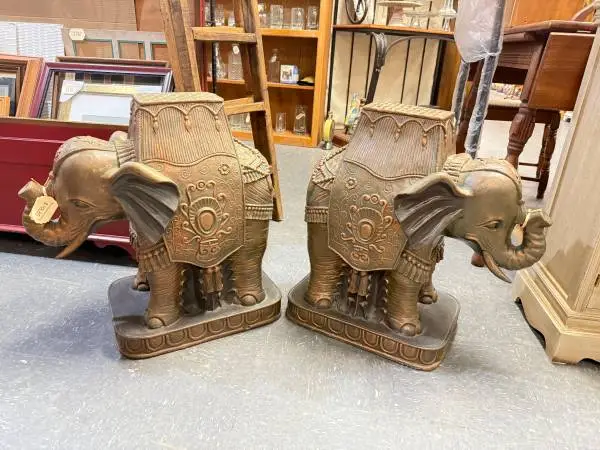 ♦♦ Elephant Shaped Foot Stool Plant Stand Table Bench ♦♦