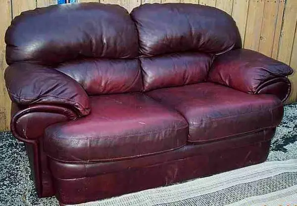 LOVE SEAT SOFA Burgundy Color Vinyl SALOTTI Made in Italy COMFORTABLE