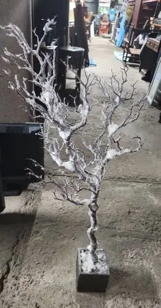 Decorative item/tree Light up