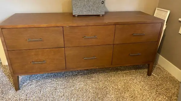 Dresser and night stands (I will split up)
