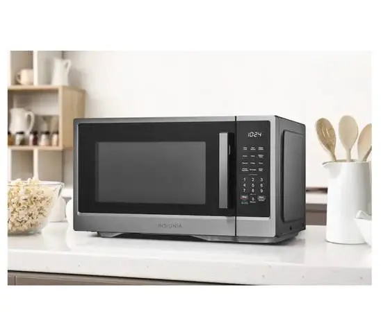 Blazing Hot Deal! 1.1cu ft. Insignia Microwave only used 1-2 months
