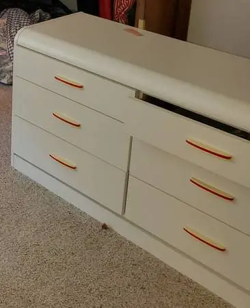 ●●●●●  Dresser  ●●●●  Dresser ●●●●