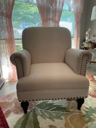 Pretty beige accent chair