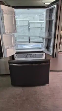 Huge sale like new nice Refurbished Fridge washer dryer stove free wa