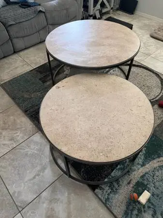Nesting coffee tables