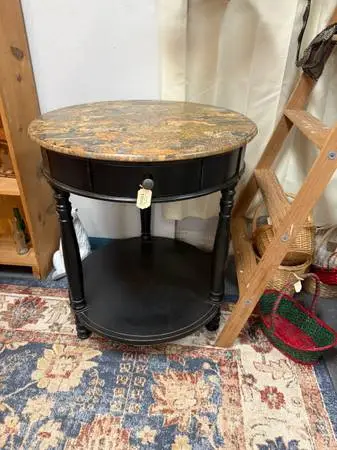 ♦♦ Round Entry Accent Reception Dining Breakfast Table ♦♦
