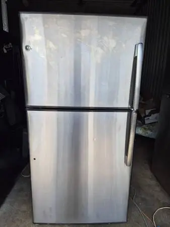 G/E stainless steel refrigerator /Free Delivery