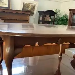 Oval Cherry Wood coffee Table