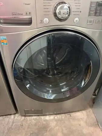 Steam Titanium LG Front Load 4.5CuFt Washer