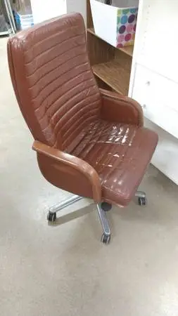 1982 Steel Case Office Modern FULL Leather Executive Chair Desk