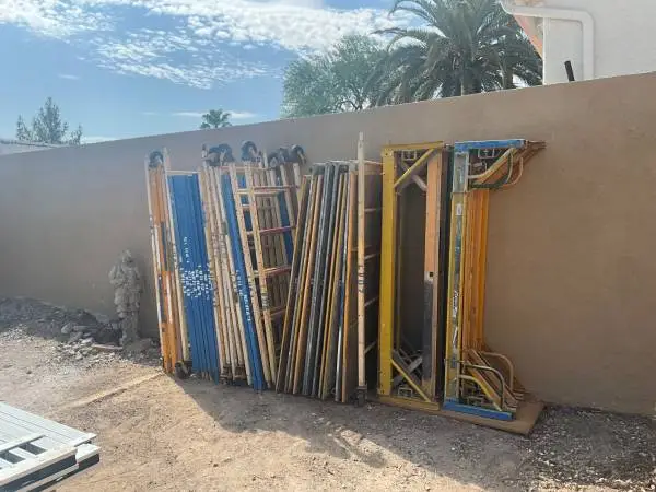 Scaffolding ladders scaffolding planks