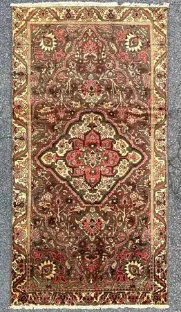 ANTIQUE PERSIAN SAROUK HAND KNOTTED RUG, 4.10 x 9.5