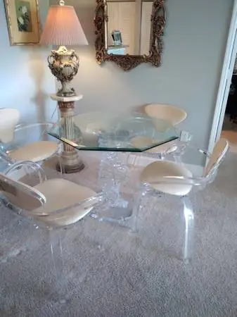 MCM Lucite / Acrylic KITCHEN TABLE AND 4 CHAIRS / Glass top