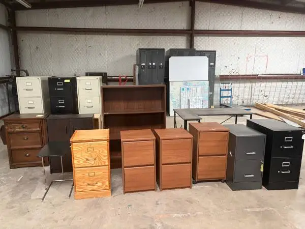 Office Furnature - Make me an offer