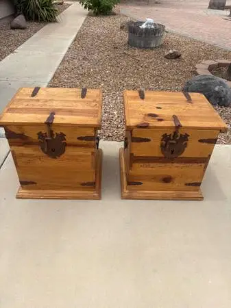 Beautiful Pair Rustic End Tables/Night Stands