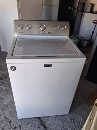 maytag washer in excellent condition Pick up & Delivery available