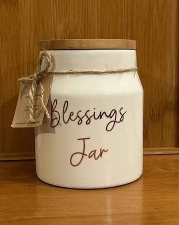 Lots of Home Decor at Creative Bargains