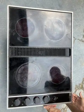 Jenn-aire 30 downdraft cooktop, $150 OBO