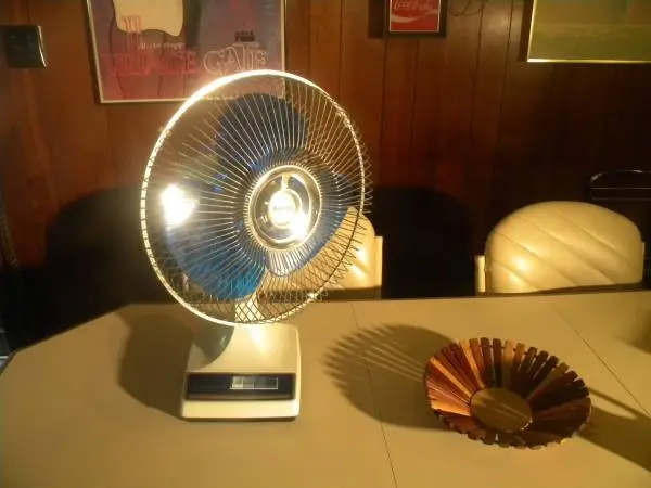 Vintage (Modernish) Galaxy 12 Blue Blade Fan