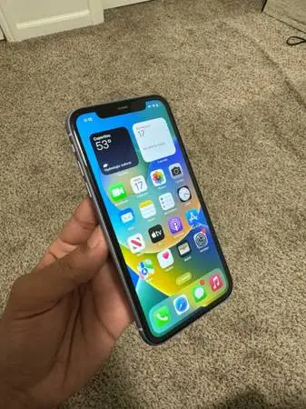 Unlocked iphone 11 64GB