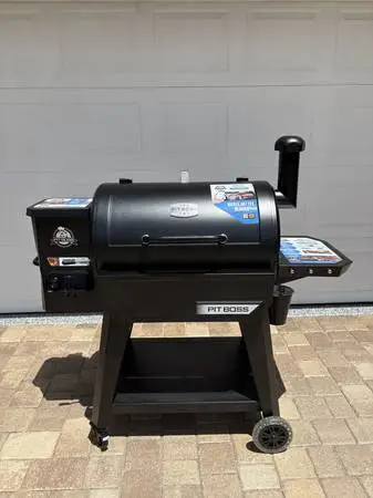 Pit Boss 850 DX Black Pellet Grill With Smart Compatibility