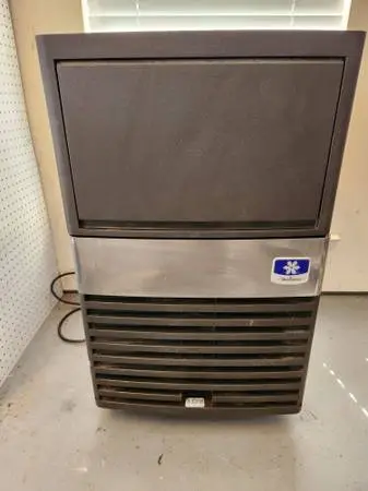 Manitowac Ice Maker