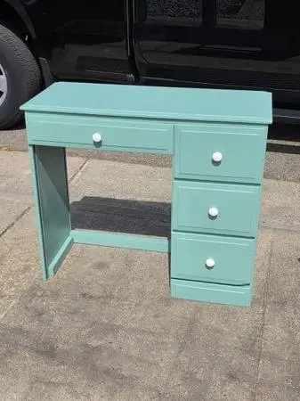 Small wood desk #1841