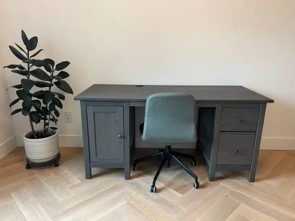 IKEA HEMNES Desk and Adjustable Chair LÅNGFJÄLL