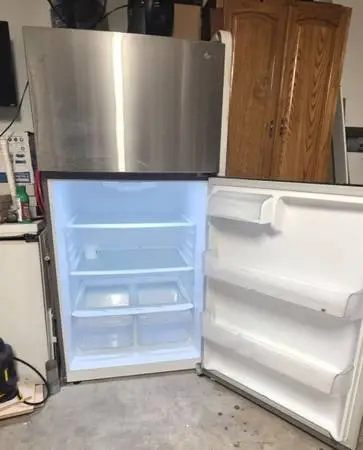 LG refrigerator
