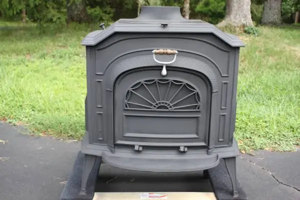 Vermont Castings Wood Stove / Resolute
