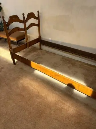 Vintage Twin Size Bed