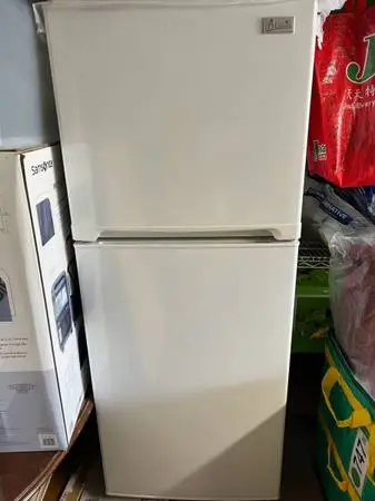 avanti refrigerator