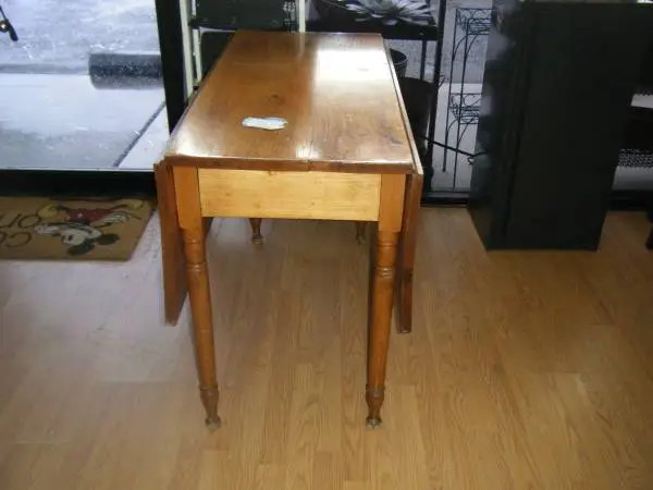 Drop Leaf Table