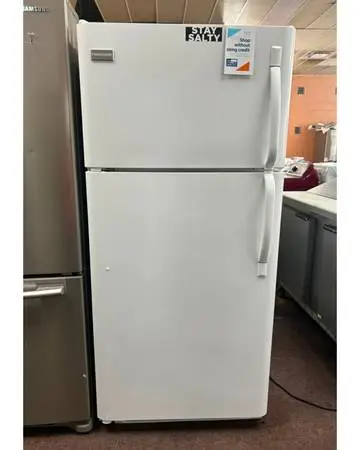Frigidaire Top Freezer Refrigerator White