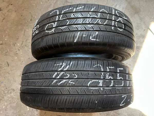 Pair (2) 18” Toyo Open Country Tires 255/60r18